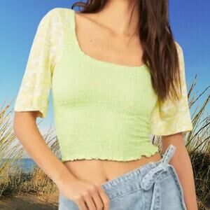 NWT - Free People Women’s Top Marigold Mix Print Smocked Key Lime Short Sleeve